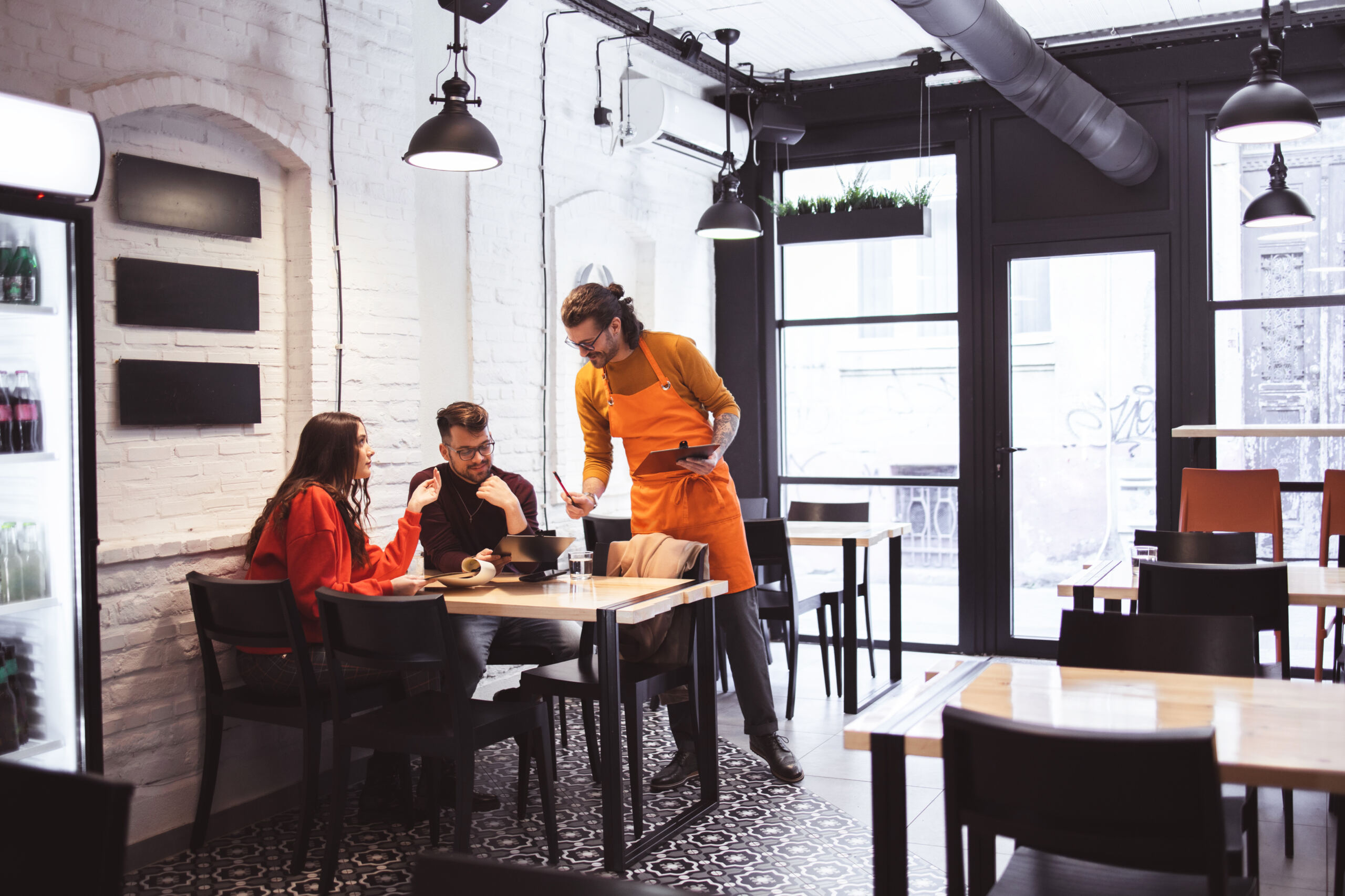 6 Elements of Restaurant Interior Design & How They Influence Customers